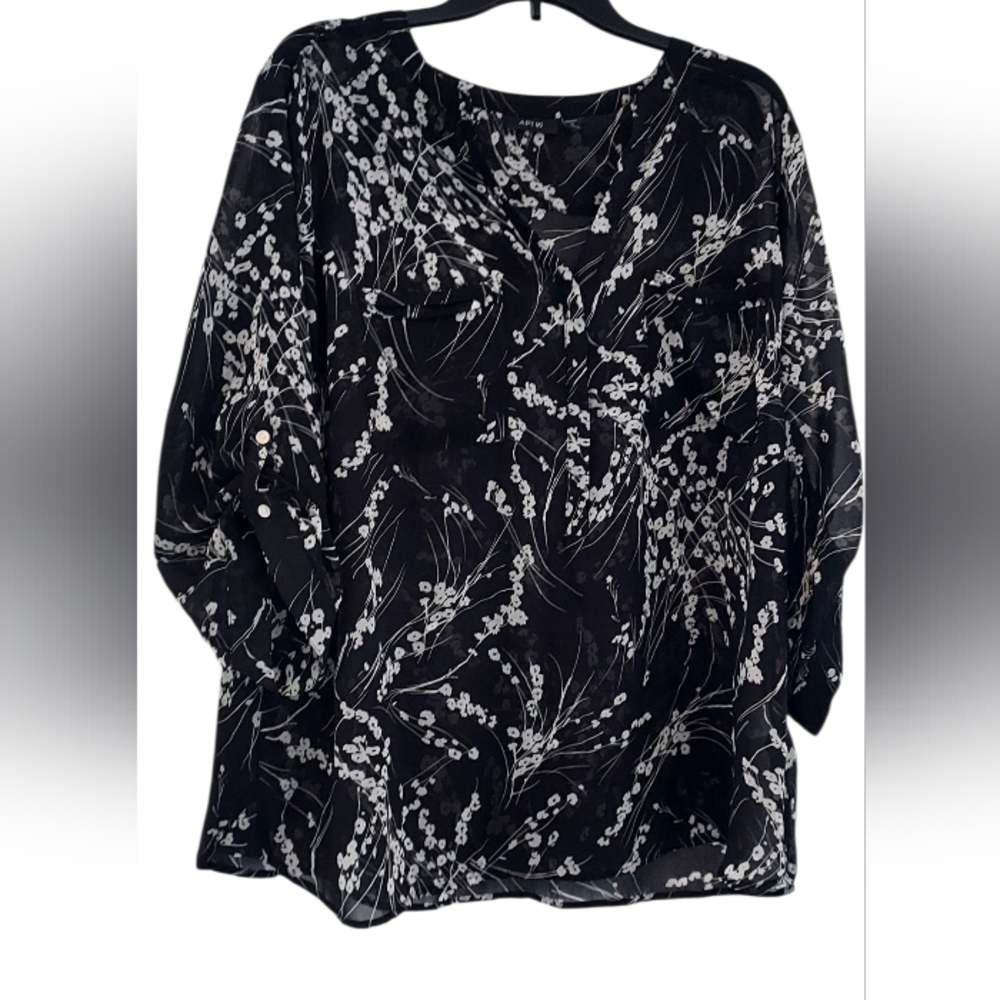 Apt. 9 Sheer Print 3/4 Sleeve Black and White Floral Blouse